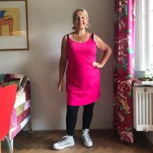 Afbeelding in Gallery-weergave laden, Jurk Sporty Spaghetti Pink